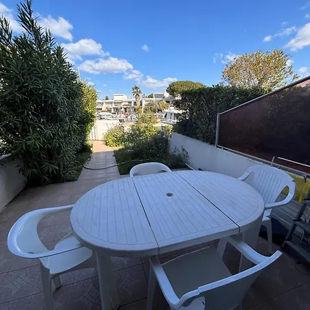 Marina Au Bord De L'eau Avec Jardin - 2 - Grau Du Roi لو غراو دو روا